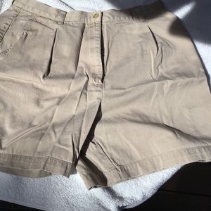 Ralph Lauren shorts color Khaki size 14